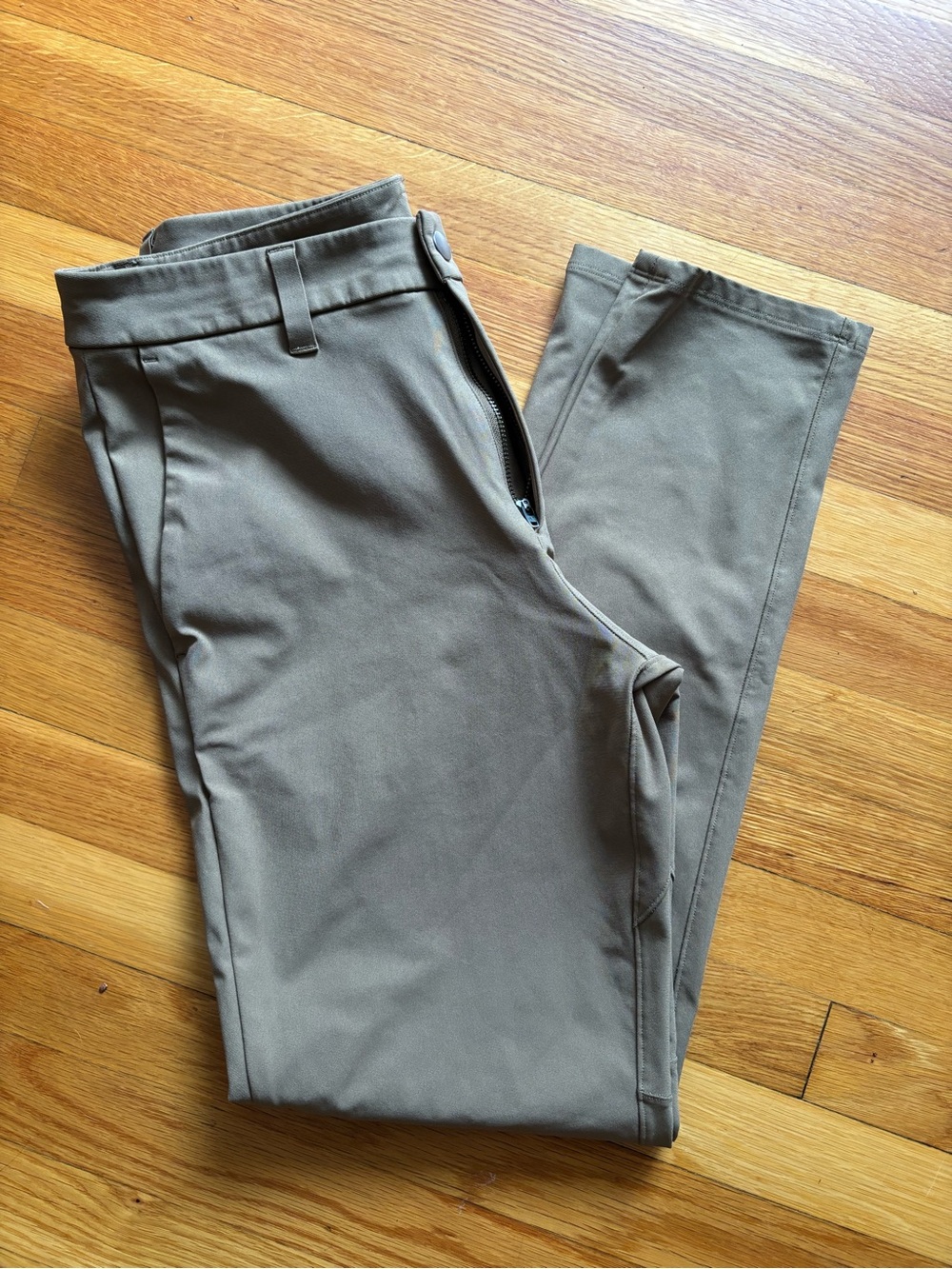 Lululemon ABC pant 32 x 32 like new 2022